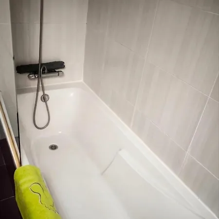 Casa Evita 아파트 산신소